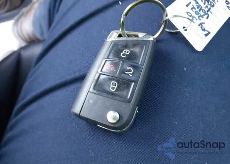 2021 Volkswagen Tiguan 2.0T Se/2.0T Se R-Line Black/2.0T Sel from USA, damaged, VIN 3VV3B7AX8MM063802